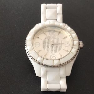 Women’s wrist watch